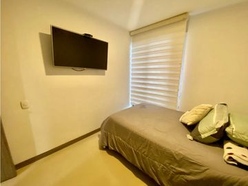 SE VENDE APARTAMENTO EN LA AVENIDA CENTENARIO - PRECIO DE OPORTUNIDAD