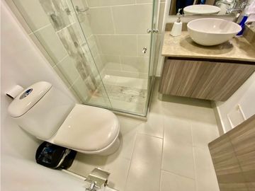 SE VENDE APARTAMENTO EN LA AVENIDA CENTENARIO - PRECIO DE OPORTUNIDAD
