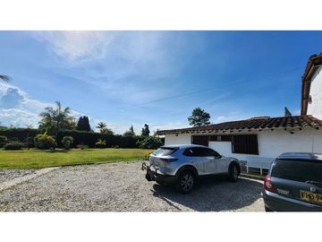 VENTA LOTE CON CASA RIONEGRO-LLANO GRANDE