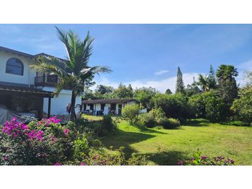 VENTA LOTE CON CASA RIONEGRO-LLANO GRANDE