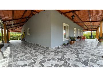 Finca en parcelación en venta / permuta Tienda Nueva Palmira Valle