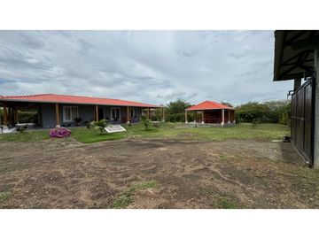 Finca en parcelación en venta / permuta Tienda Nueva Palmira Valle