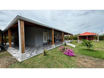 Finca en parcelación en venta / permuta Tienda Nueva Palmira Valle