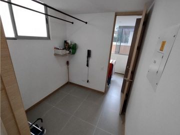 VENDO APARTAMENTO  LOMA DEL ESMERALDAL ENVIGADO