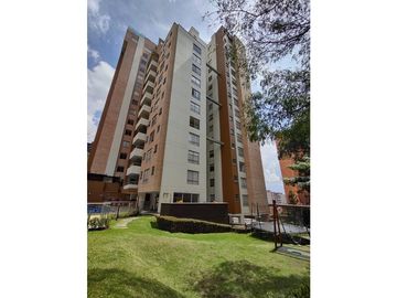 VENDO APARTAMENTO  LOMA DEL ESMERALDAL ENVIGADO
