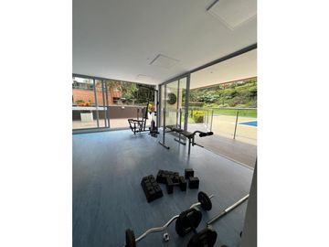 VENDO APARTAMENTO  LOMA DEL ESMERALDAL ENVIGADO