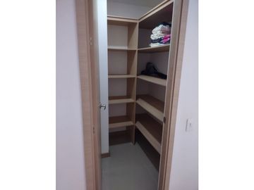 VENDO APARTAMENTO  LOMA DEL ESMERALDAL ENVIGADO