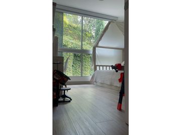 VENDO CASA SECTOR LOMA DEL ATRAVEZADO ENVIGADO