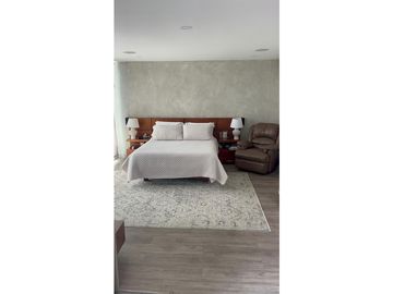 VENDO CASA SECTOR LOMA DEL ATRAVEZADO ENVIGADO