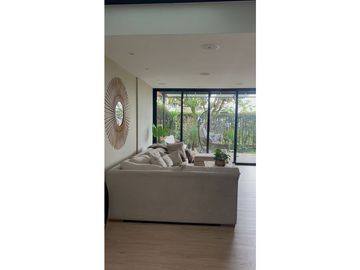 VENDO CASA SECTOR LOMA DEL ATRAVEZADO ENVIGADO