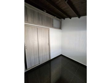 Casa remodelada en Villa Blanca-Bonda