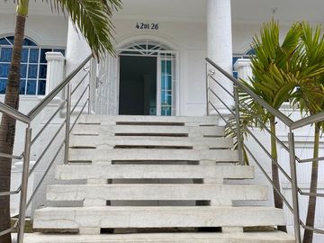 Casa En Venta En Barranquilla Ciudad Jardín