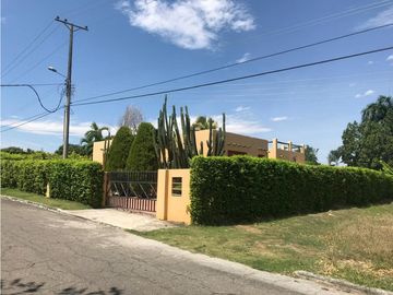 VENDO-PERMUTO HERMOSA CASA EN RICAURET - SAN MARCOS (IC)