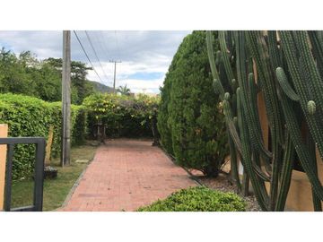 VENDO-PERMUTO HERMOSA CASA EN RICAURET - SAN MARCOS (IC)