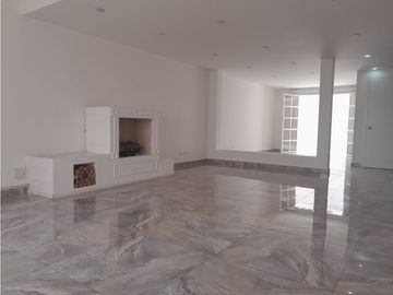 ESPECTACULAR CASA CONDOMINIO LAS ACACIAS