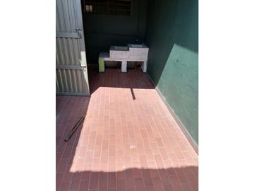 Se vende casa en los naranjos CON APARTAMENTO INDEPENDIENTE