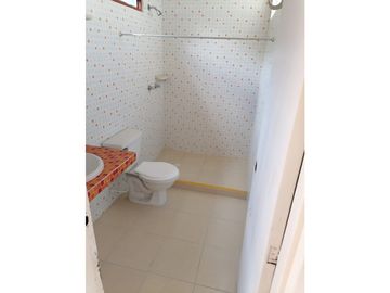 Se vende casa en los naranjos CON APARTAMENTO INDEPENDIENTE