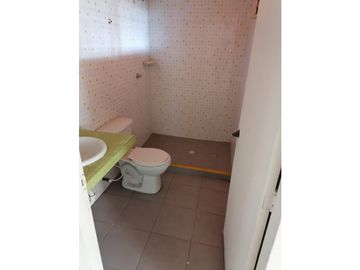 Se vende casa en los naranjos CON APARTAMENTO INDEPENDIENTE
