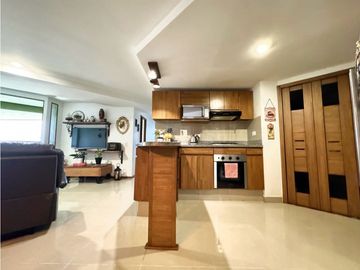 Vendo Hermoso y amplio apartamento sector Aves Maria, Sabaneta