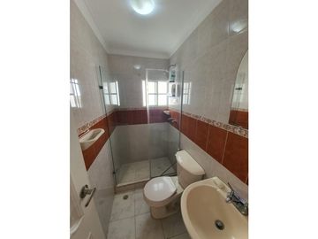 VENDO CASA DE 3 NIVELES EN VILLA SANTOS