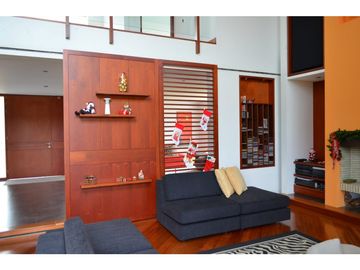 VENTA HERMOSA CASA  EN TENJO CON ZONAS VERDES DOS NIVELES  YG/MD