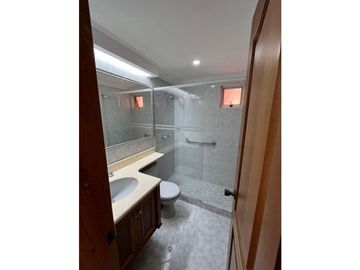 Venta de apartamento en Laureles
