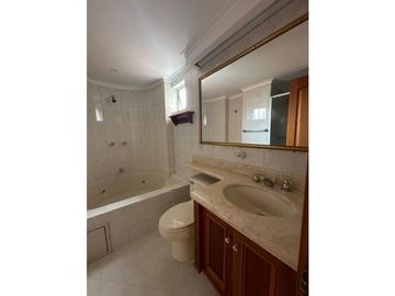 Venta de apartamento en Laureles