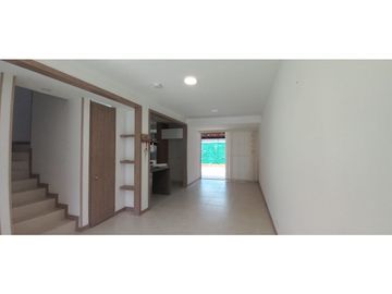 VENTA CASA  CONJUNTO AZORA JAMUNDI