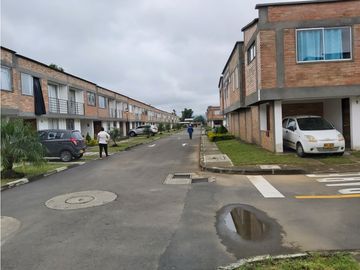 CASA EN VENTA EN EL CONJUNTO CAMINOS DE CALIBIO, POPAYN