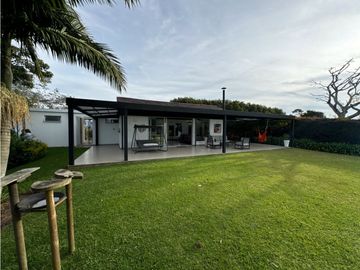 SE VENDE FINCA EN PARCELACIÓN VA LA CEJA RIONEGRO EXCELENTE PRECIO