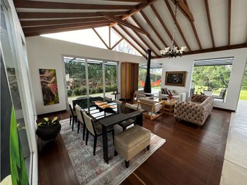 SE VENDE FINCA EN PARCELACIÓN VA LA CEJA RIONEGRO EXCELENTE PRECIO