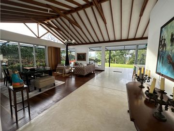 SE VENDE FINCA EN PARCELACIÓN VA LA CEJA RIONEGRO EXCELENTE PRECIO