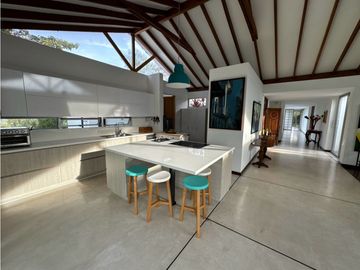 SE VENDE FINCA EN PARCELACIÓN VA LA CEJA RIONEGRO EXCELENTE PRECIO