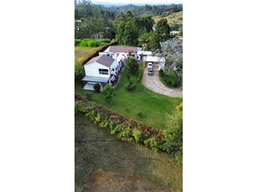 SE VENDE FINCA EN PARCELACIÓN VA LA CEJA RIONEGRO EXCELENTE PRECIO