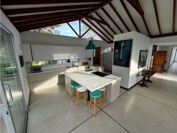SE VENDE FINCA EN PARCELACIÓN VA LA CEJA RIONEGRO EXCELENTE PRECIO
