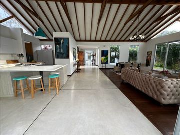 SE VENDE FINCA EN PARCELACIÓN VA LA CEJA RIONEGRO EXCELENTE PRECIO