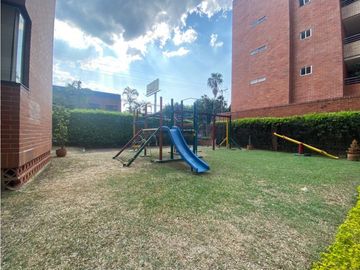 Venta de Apartamento en La Hacienda MIP 8030912
