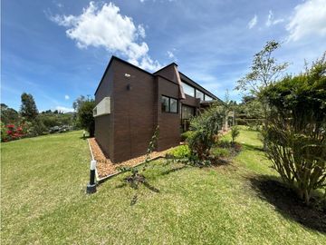 SE VENDE FINCA VA LA CEJA RIONEGRO EN PARCELACIÓN PERTENECE AL CARMEN