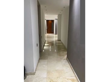Apartamento remodelado en Reserva de.Cristales oeste Cali