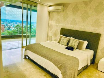 Apartamento remodelado en Reserva de.Cristales oeste Cali