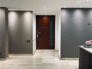 Apartamento remodelado en Reserva de.Cristales oeste Cali