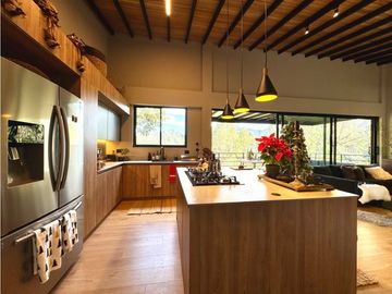 Vendo casa campestre en La María El Retiro Antioquia