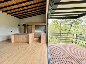 Vendo casa campestre en La María El Retiro Antioquia