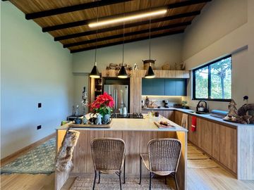 Vendo casa campestre en La María El Retiro Antioquia