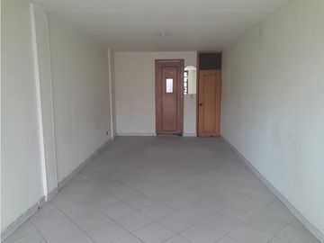 SE VENDE CASA COMERCIAL EN EL CENTRO DE ZIPAQUIRA