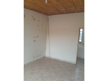 SE VENDE CASA COMERCIAL EN EL CENTRO DE ZIPAQUIRA