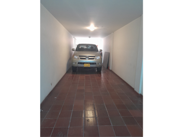 SE VENDE CASA COMERCIAL EN EL CENTRO DE ZIPAQUIRA