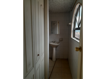 SE VENDE CASA COMERCIAL EN EL CENTRO DE ZIPAQUIRA