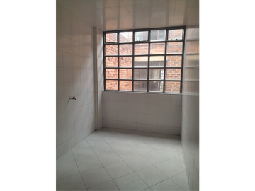SE VENDE CASA COMERCIAL EN EL CENTRO DE ZIPAQUIRA
