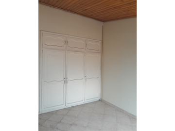 SE VENDE CASA COMERCIAL EN EL CENTRO DE ZIPAQUIRA